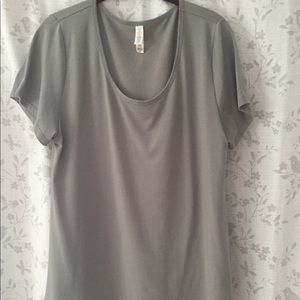 LuLaRoe Classic T